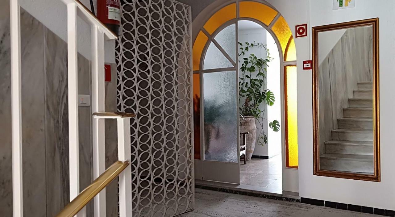فندق هوستل كاز بومبو كالا راتخاذا المظهر الخارجي الصورة